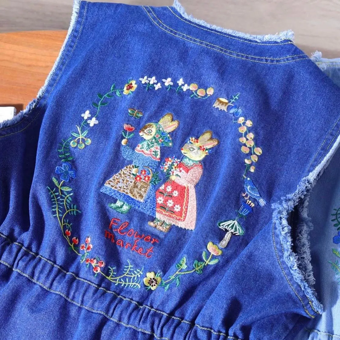 AF - AF240901 Denim Sleeveless embroidered Jacket