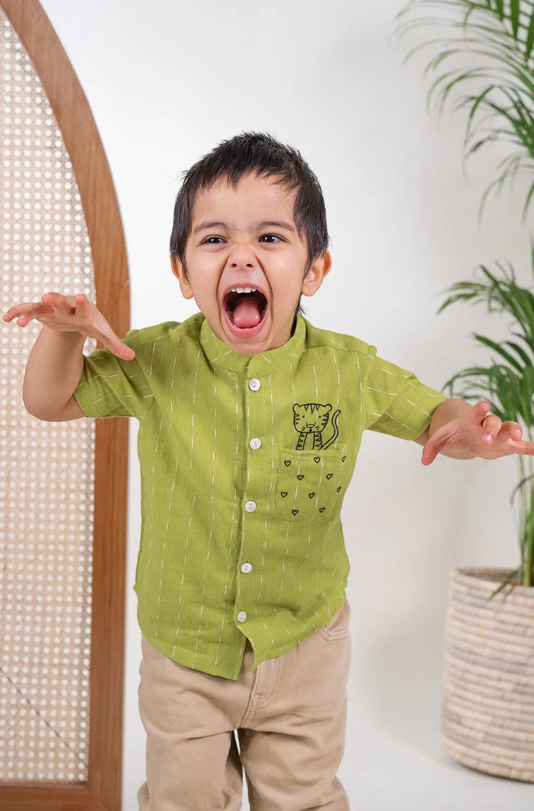 Boy Pocket Tiger Shirt - Green