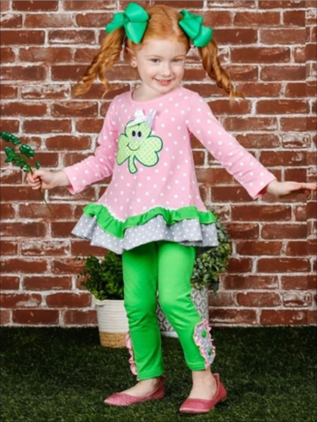 Happy  Clover Ruffled Tunic And Legging Set