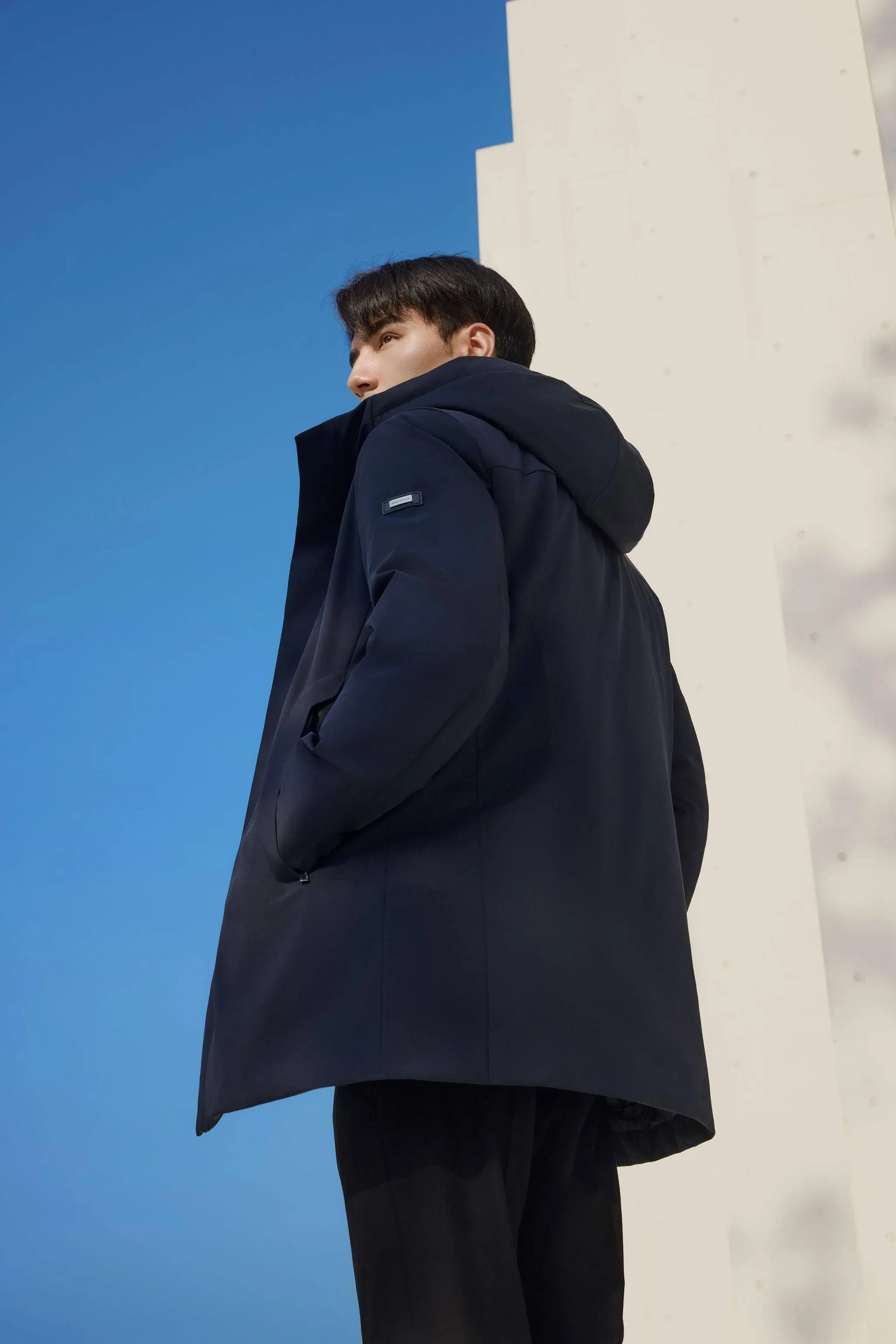 Men’s mid-length goose down coat